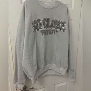 Tate McRae graphic crewneck sweatshirt